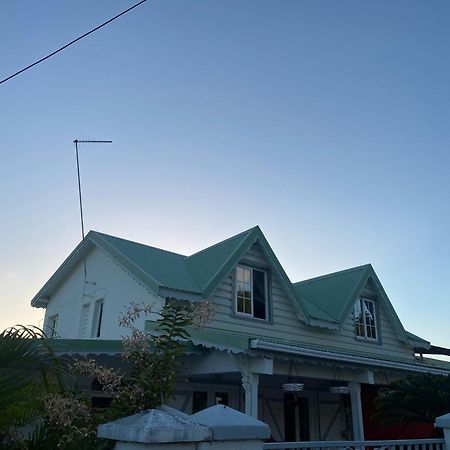 Villa Adelaide Grand-Bourg  المظهر الخارجي الصورة