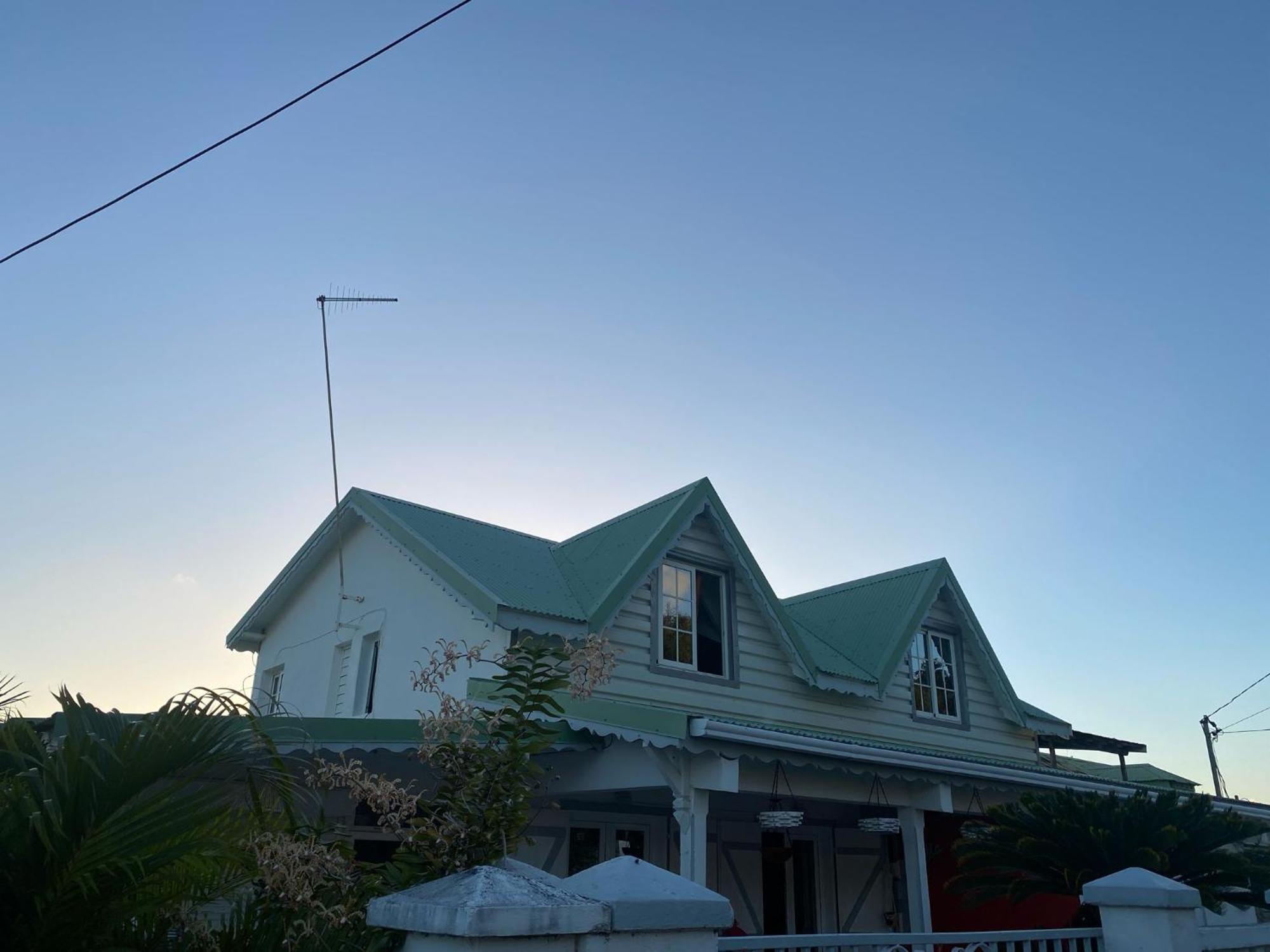 Villa Adelaide Grand-Bourg  المظهر الخارجي الصورة