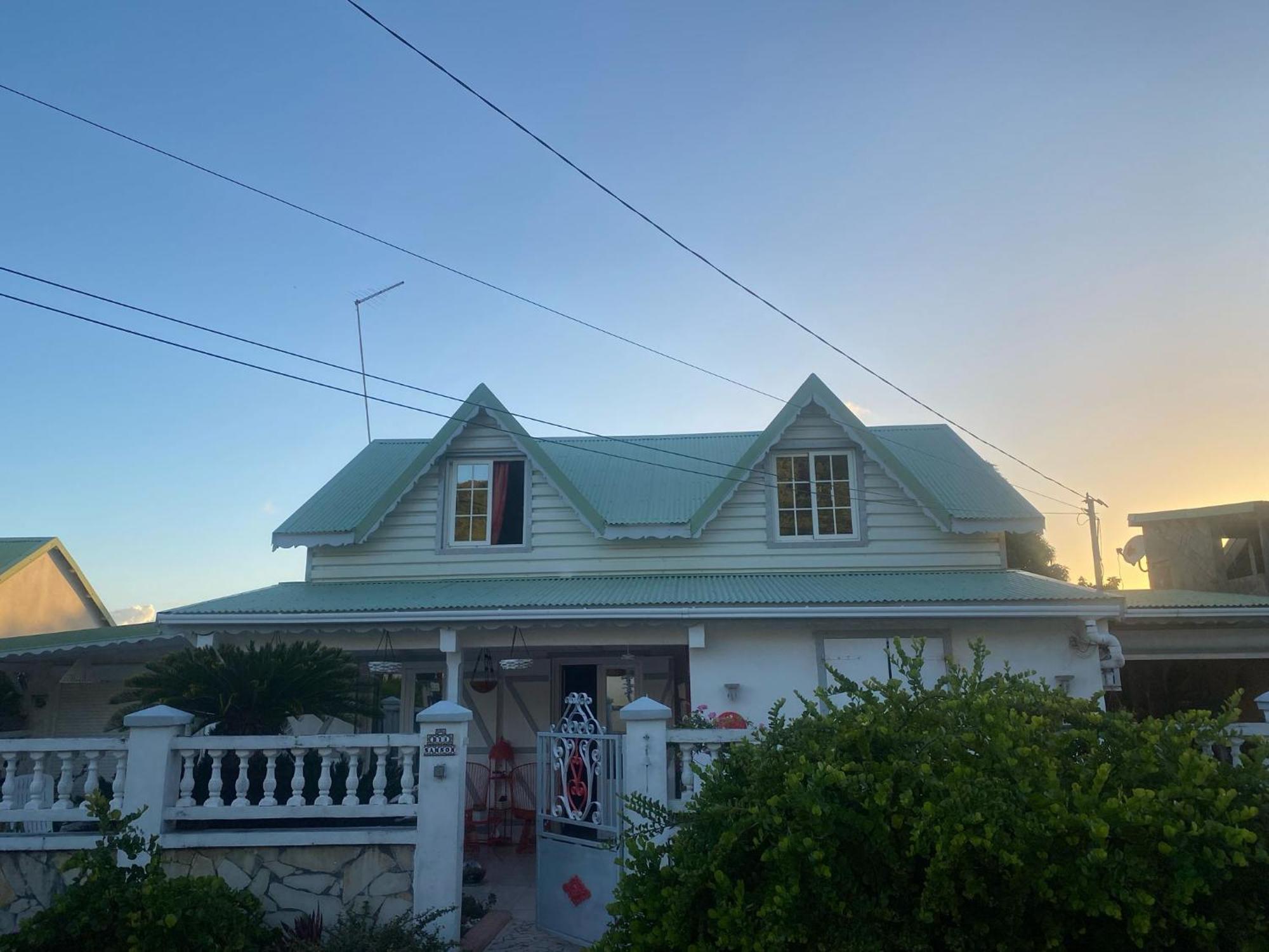 Villa Adelaide Grand-Bourg  المظهر الخارجي الصورة
